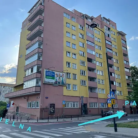 Cozy Dzielna Daire Varşova