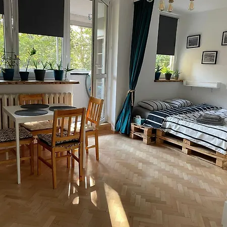 Cozy Dzielna * Varşova