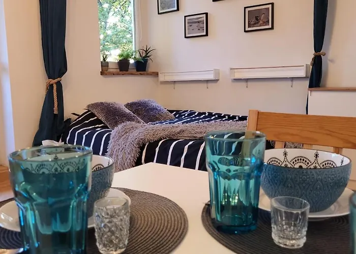 Cozy Dzielna 公寓 *